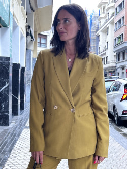 AMERICANA CRUZADA 2 BOTONES