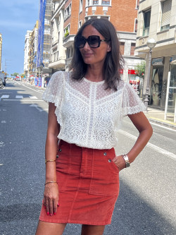 MINI FALDA EFECTO MELOCOTÓN