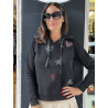 SUDADERA CON TACHAS DE CORAZONES Y ESTRELLAS