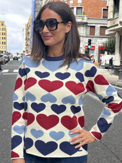 SUETER CORAZONES ESCOTE...