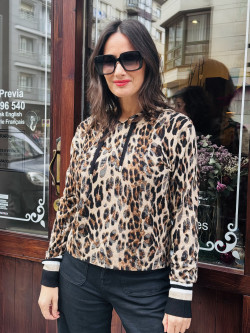 SUDADERA DE PUNTO CON CAPUCHA