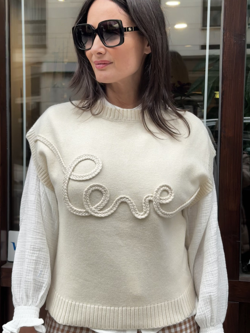 CHALECO DE PUNTO LOVE