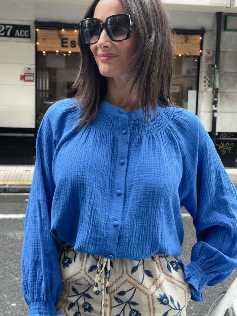 BLUSA DETALLE FRUNCIDOS