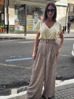 PANTALÓN PALAZZO SATINADO ESTAMPADO CAMUFLAJE