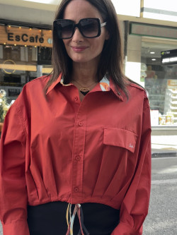 CAMISA O SOBRECAMISA CORTE CORTO OVERSIZE